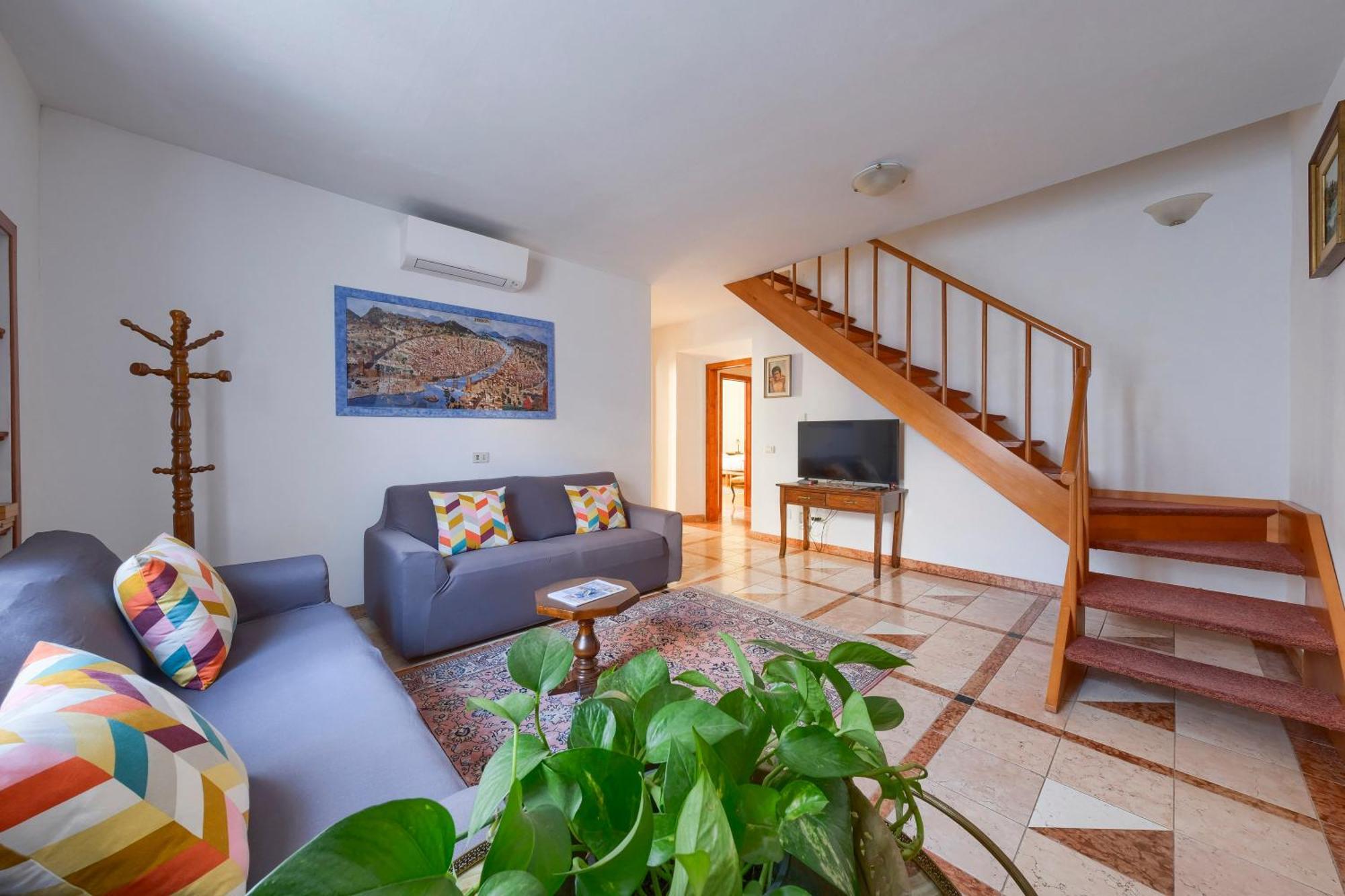 Benci Lalli Apartamento *
